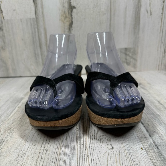 UGG Women's Azure Wedge Platform Thong Slide Sandals #133 - Picture 3 of 12